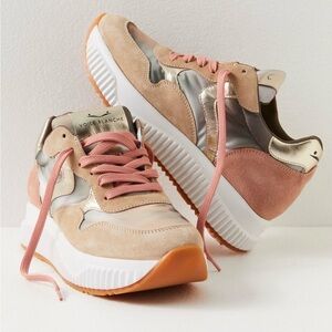 Voile Blanche Lana Suede Trainers—Women's Sneakers in Pink and Gold